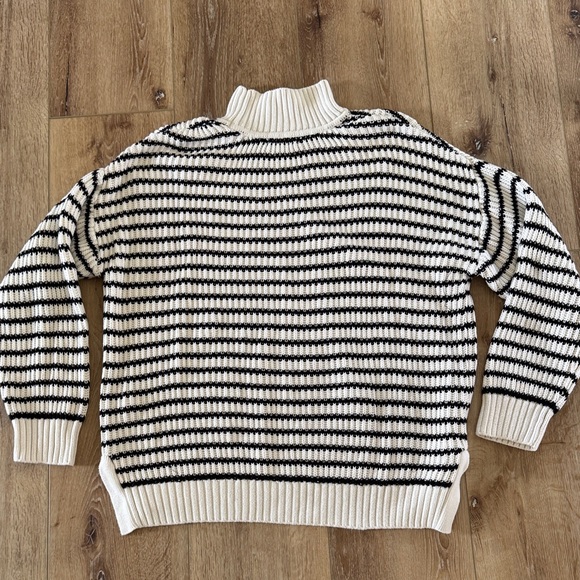 Able | Striped Mock Neck Sweater | White & Black | size XXL - Picture 6 of 6